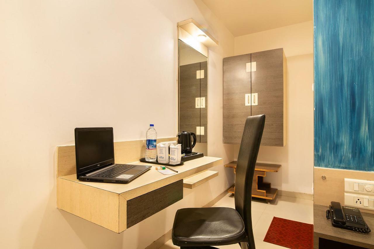 Hotel Sheetal Plaza 苏拉特 外观 照片