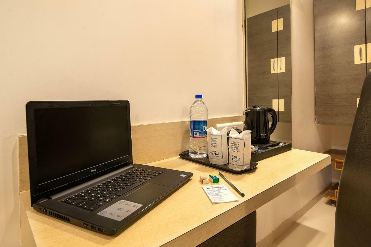 Hotel Sheetal Plaza 苏拉特 外观 照片