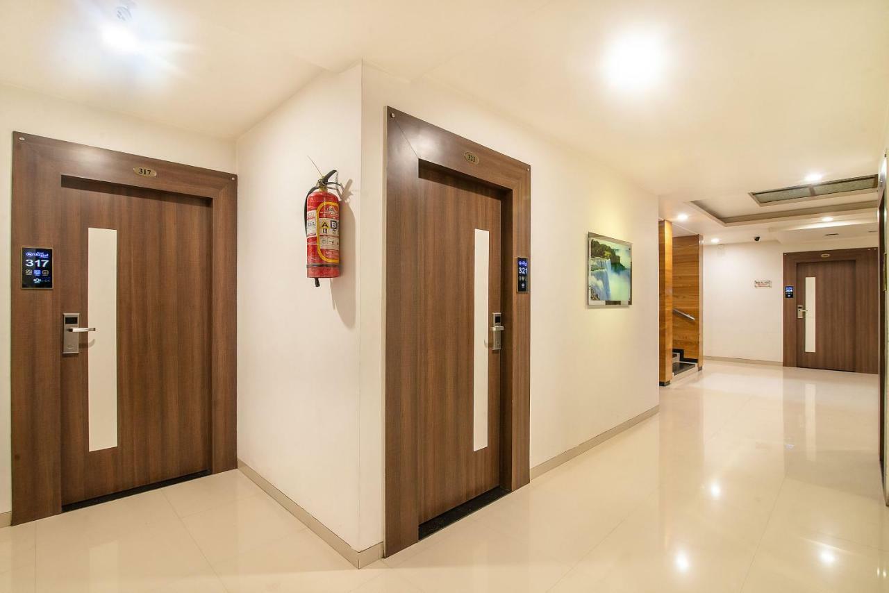 Hotel Sheetal Plaza 苏拉特 外观 照片