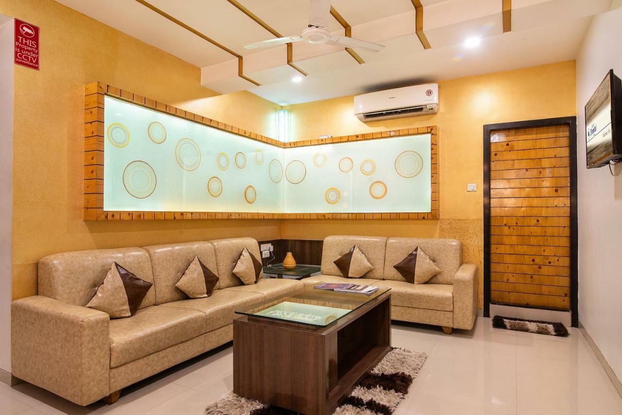 Hotel Sheetal Plaza 苏拉特 外观 照片