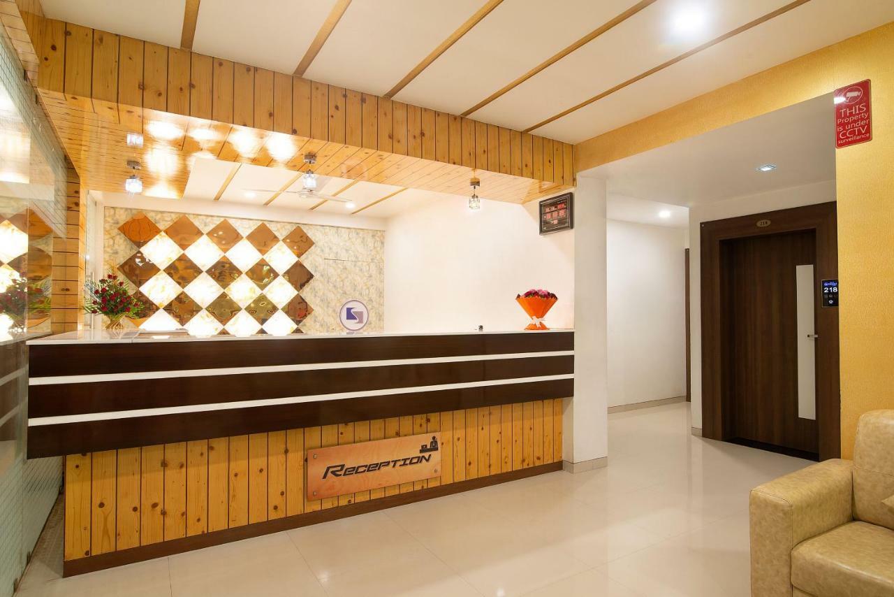 Hotel Sheetal Plaza 苏拉特 外观 照片