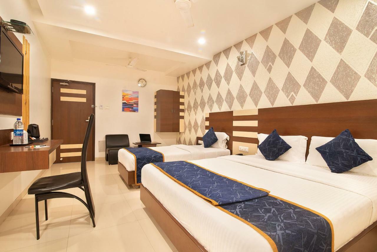 Hotel Sheetal Plaza 苏拉特 外观 照片