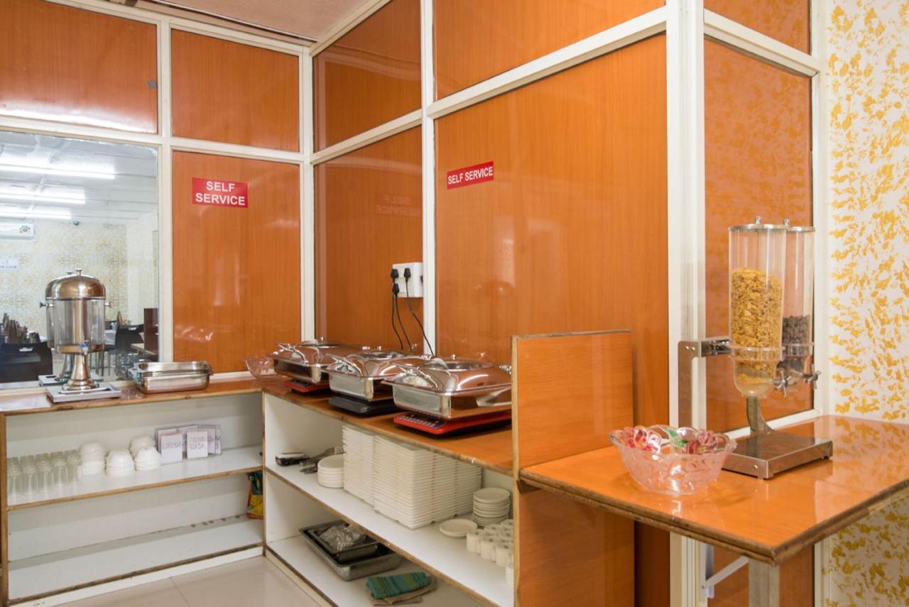 Hotel Sheetal Plaza 苏拉特 外观 照片